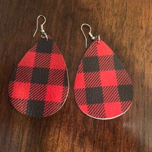 BRAND NEW TWO-SIDED LEATHER EARRINGS